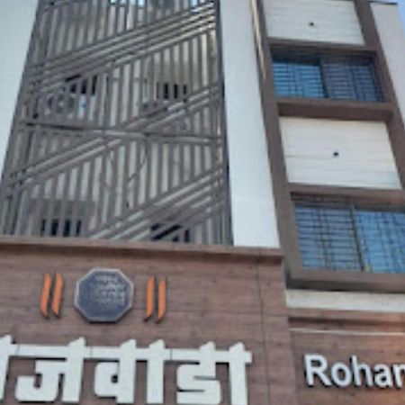 Hotel Rajwada Kapurhol Kapurwahal Exteriör bild